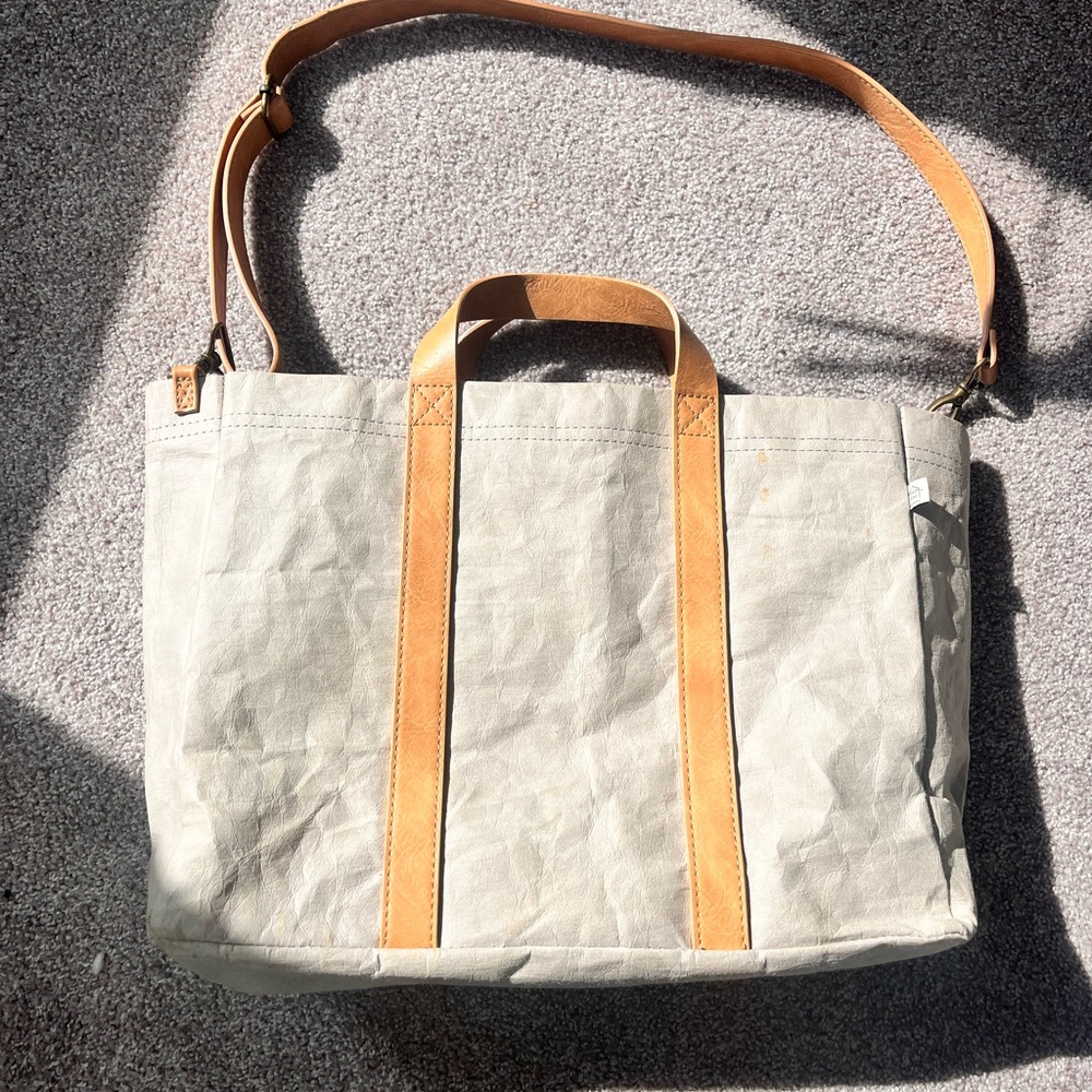 Magnolia bag